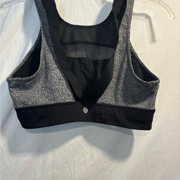 Lululemon Run The Day Bra' Dark Starlight
Black Size 8 - Picture 2 of 2
